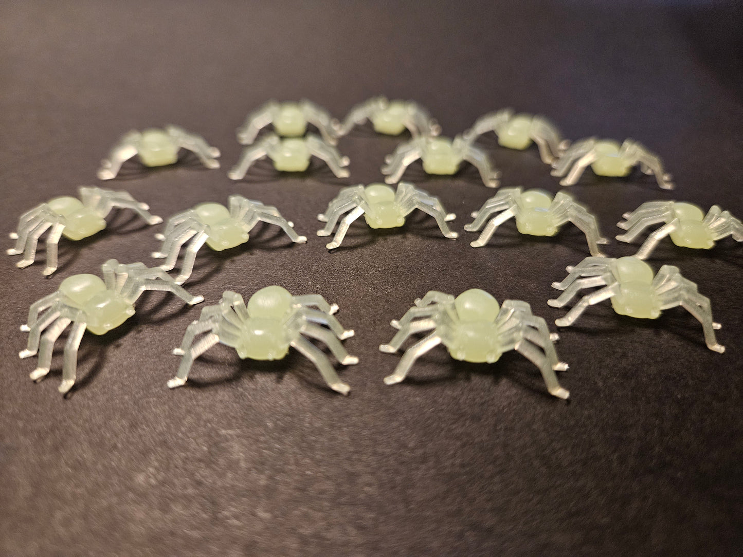 Mini glow in the dark spiders